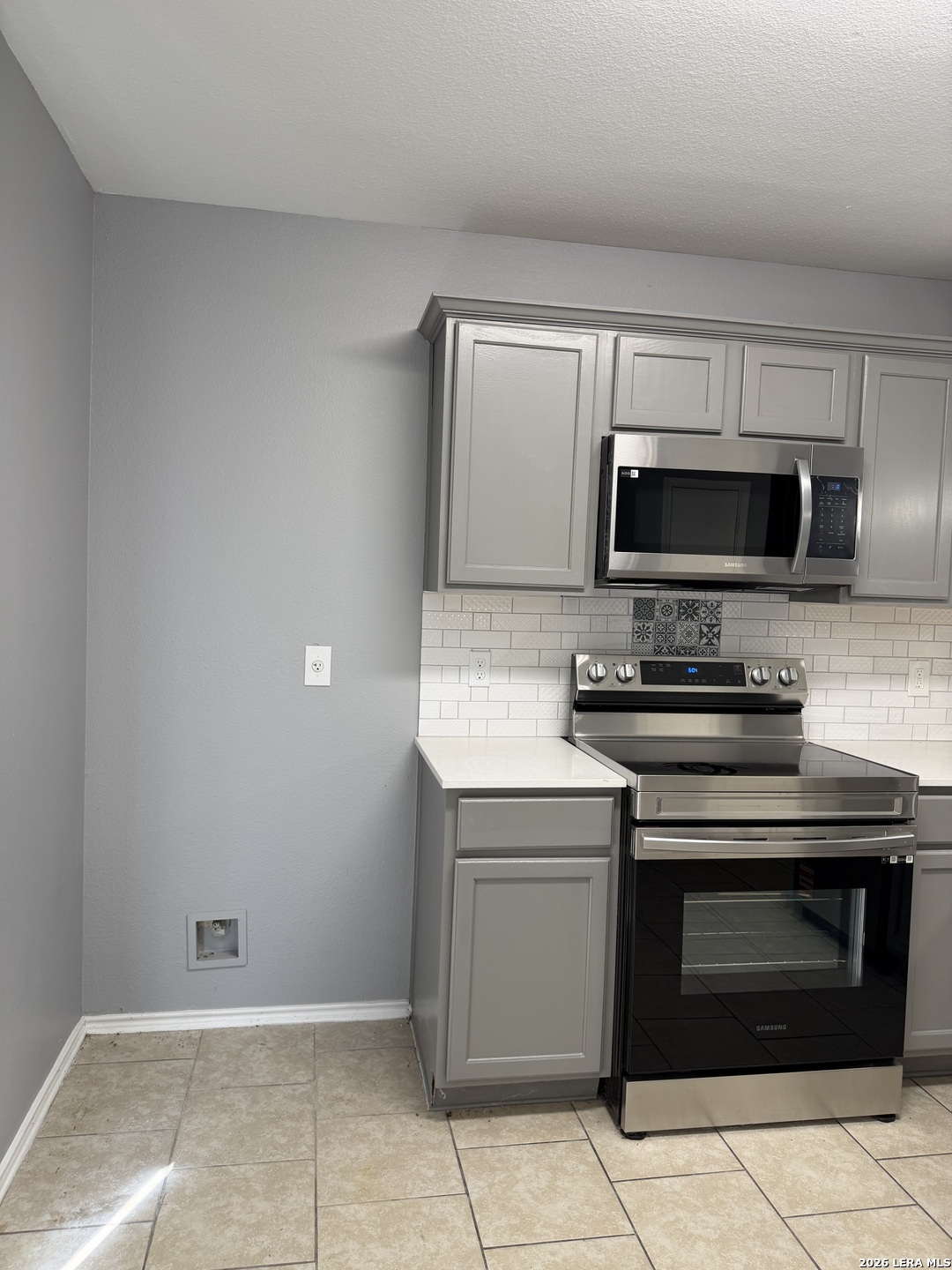 6711 Dragon Tooth San Antonio TX 78242