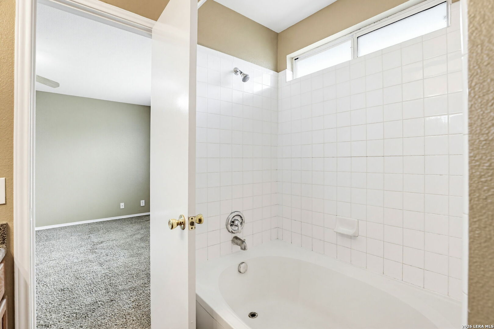 9139 Laguna Hills Selma TX 78154