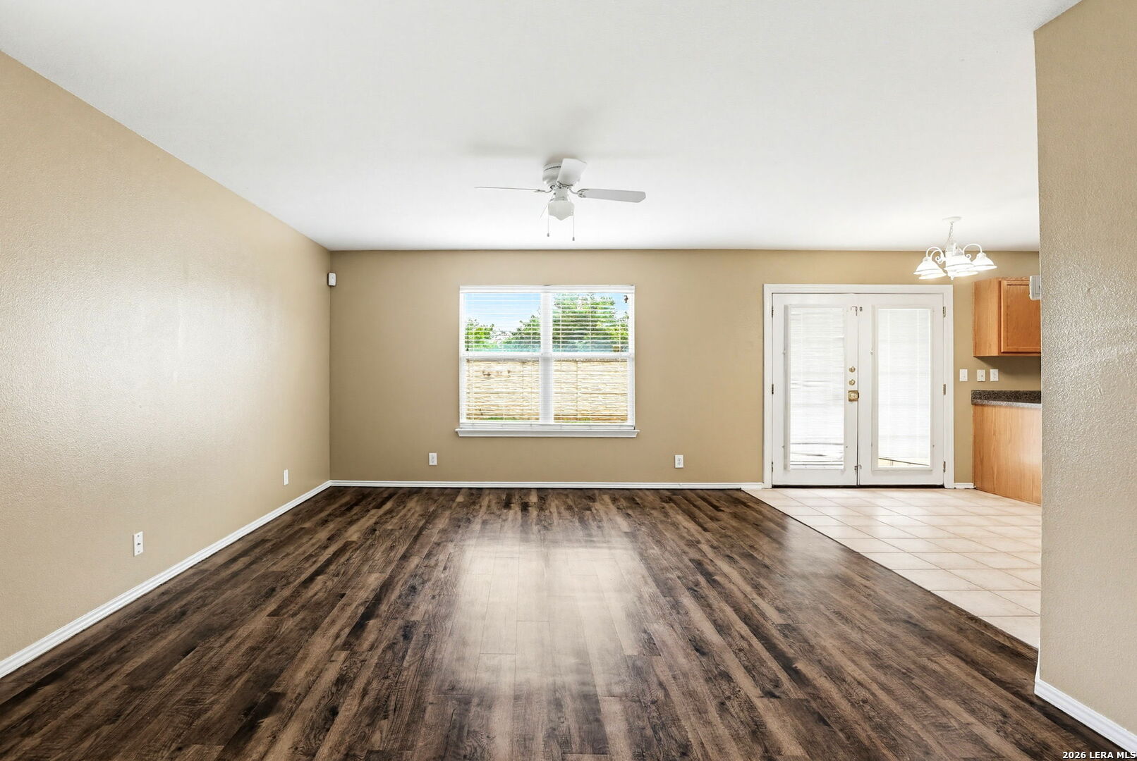 9139 Laguna Hills Selma TX 78154