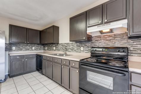 1210 Crossing Oaks San Antonio TX 78253