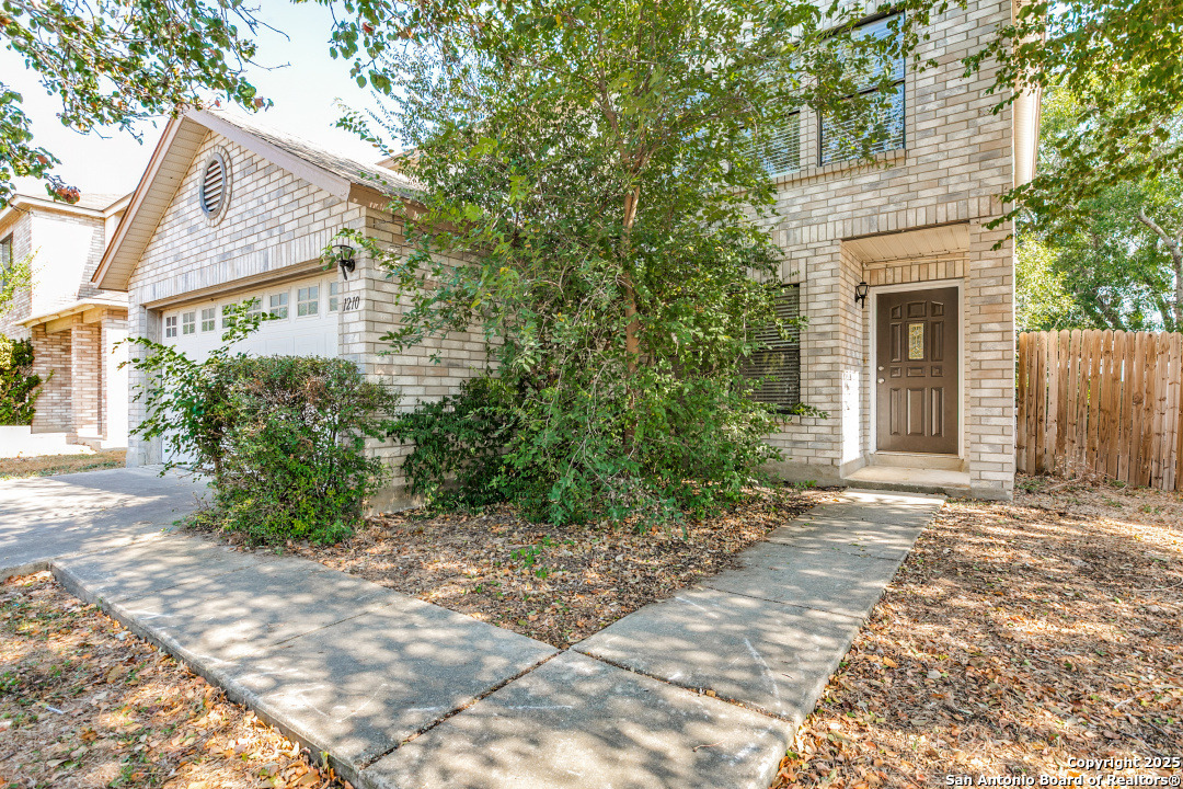 1210 Crossing Oaks San Antonio TX 78253