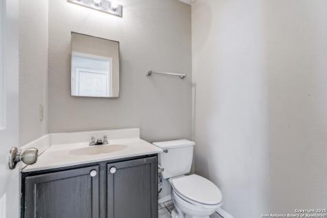 1210 Crossing Oaks San Antonio TX 78253