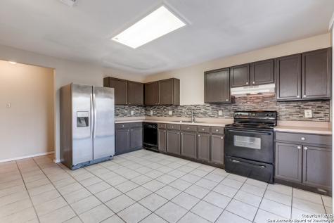 1210 Crossing Oaks San Antonio TX 78253