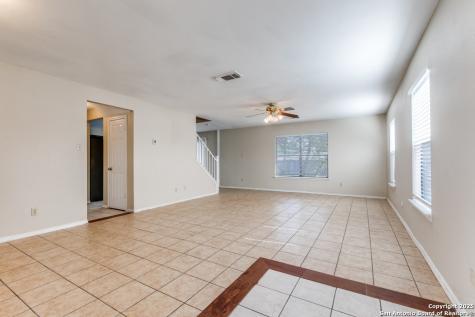 1210 Crossing Oaks San Antonio TX 78253