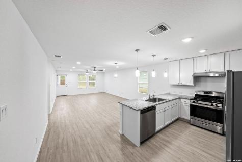 5927 Mohave Valley San Antonio TX 78242