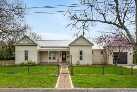 303 James Street Boerne TX 78006