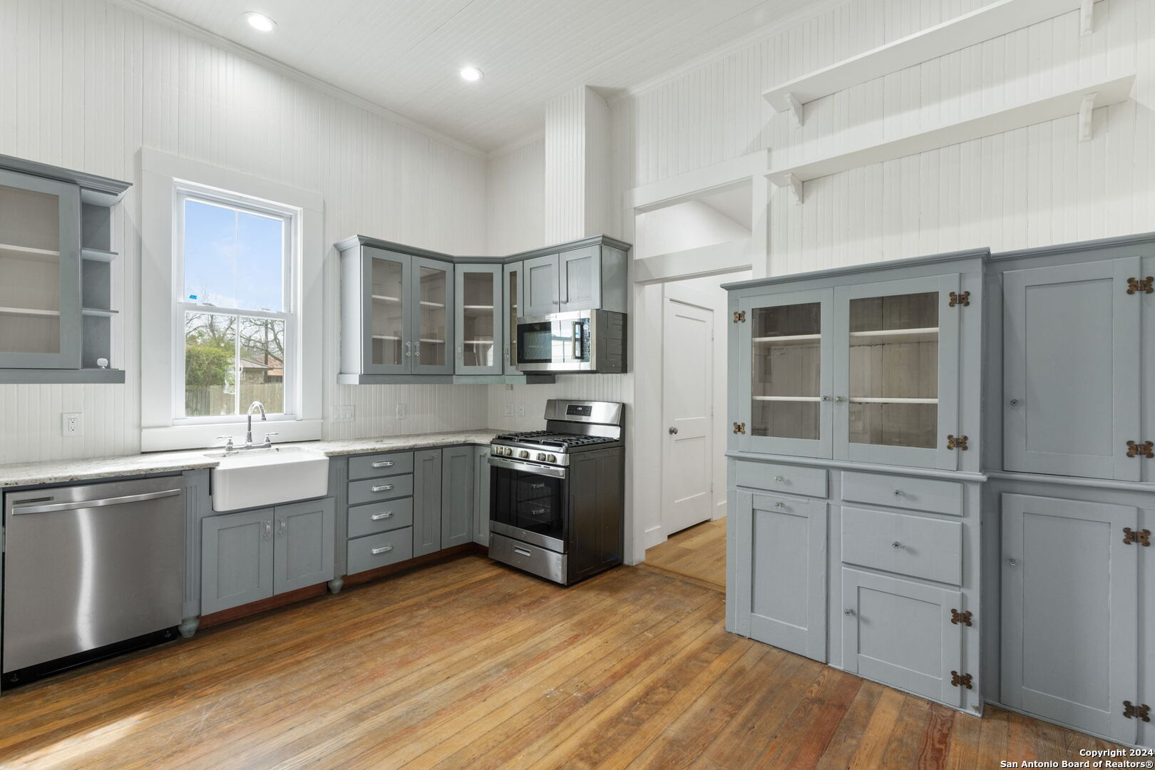 303 James Street Boerne TX 78006
