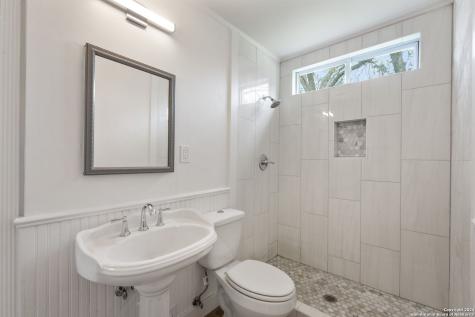 303 James Street Boerne TX 78006