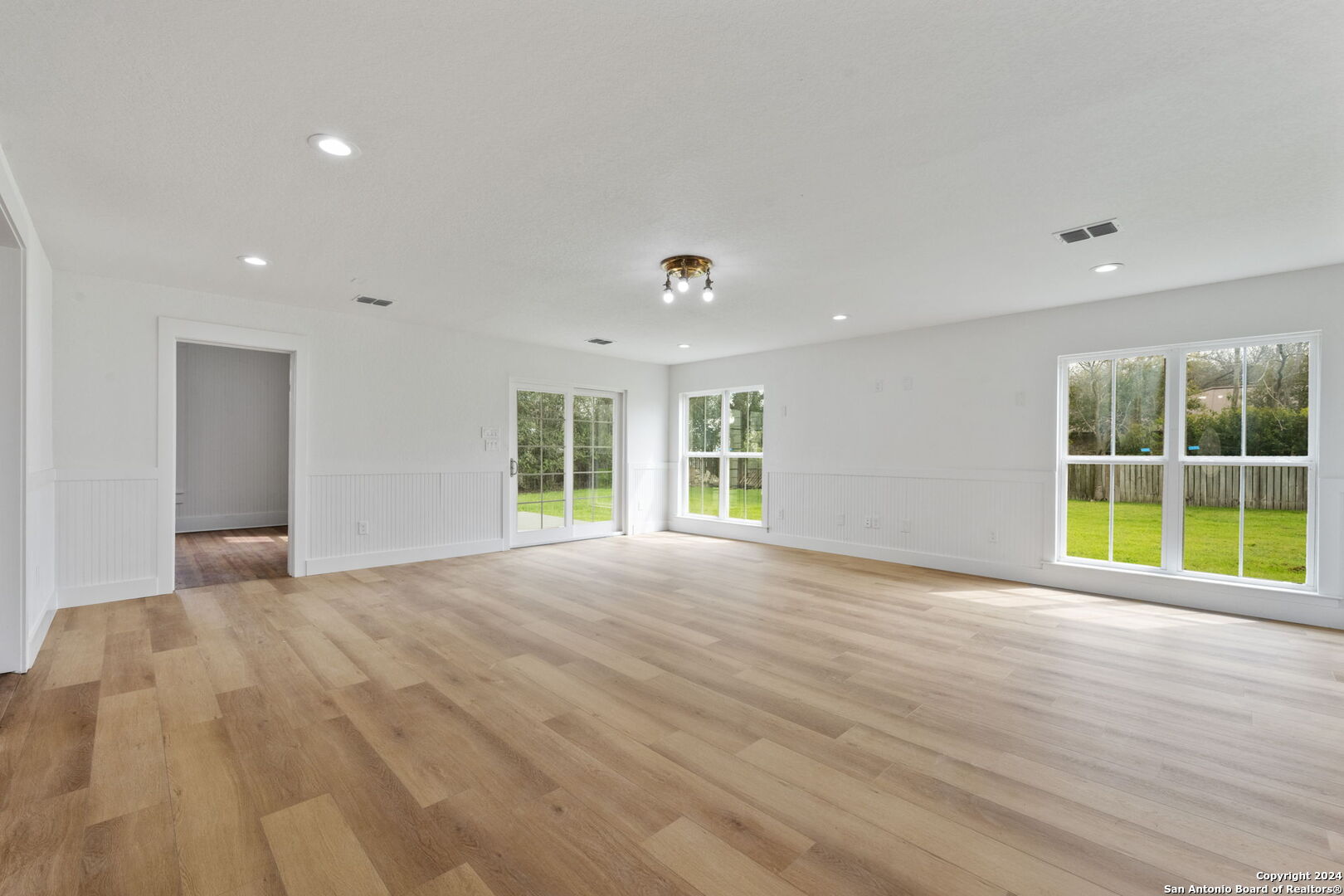 303 James Street Boerne TX 78006