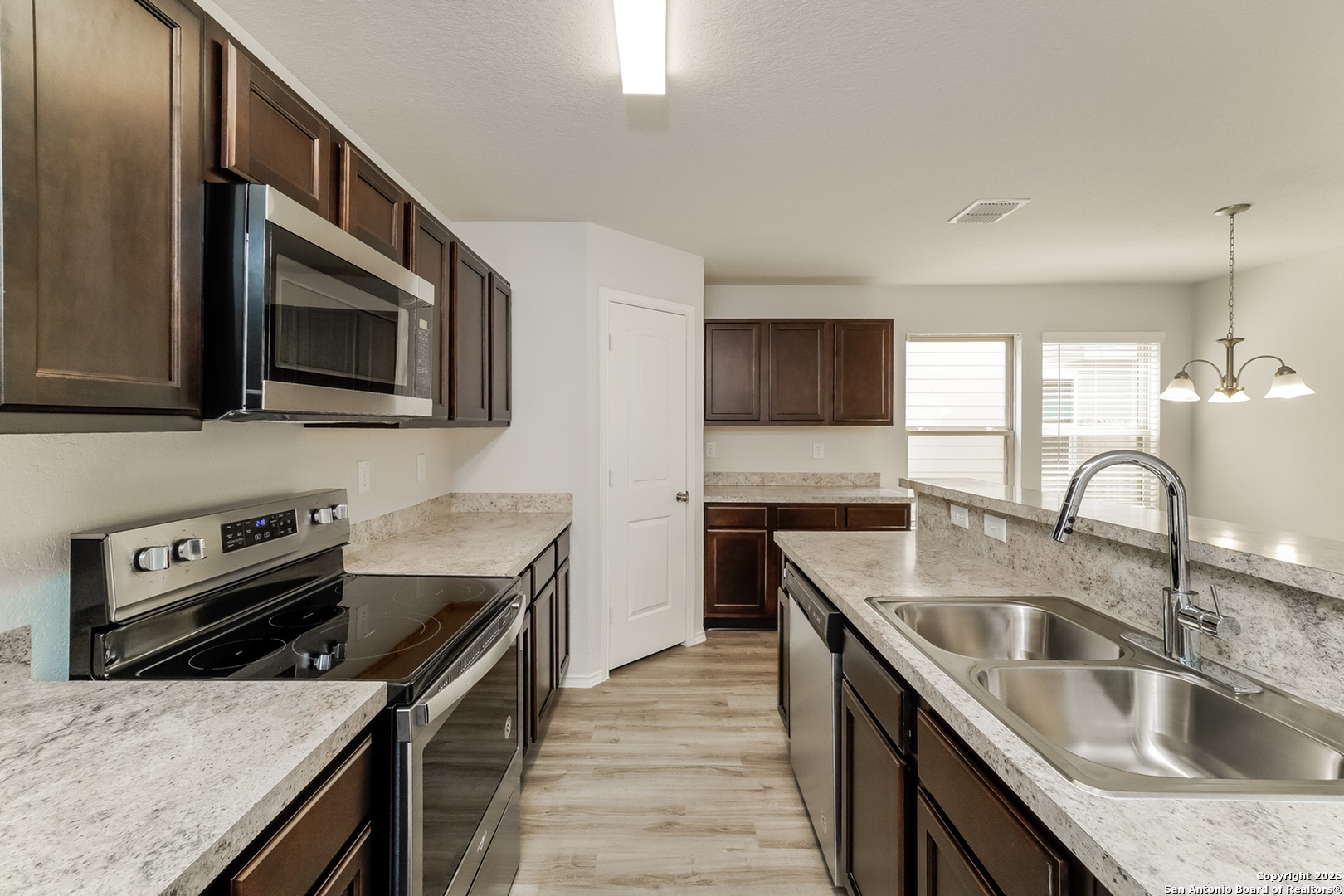 2354 Applewhite Meadow San Antonio TX 78224