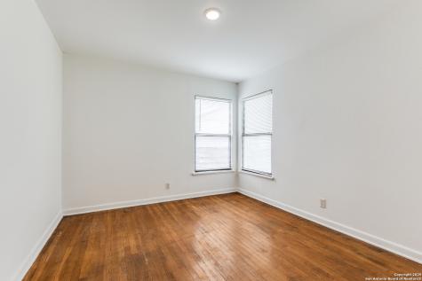 142 Helena Street San Antonio TX 78204