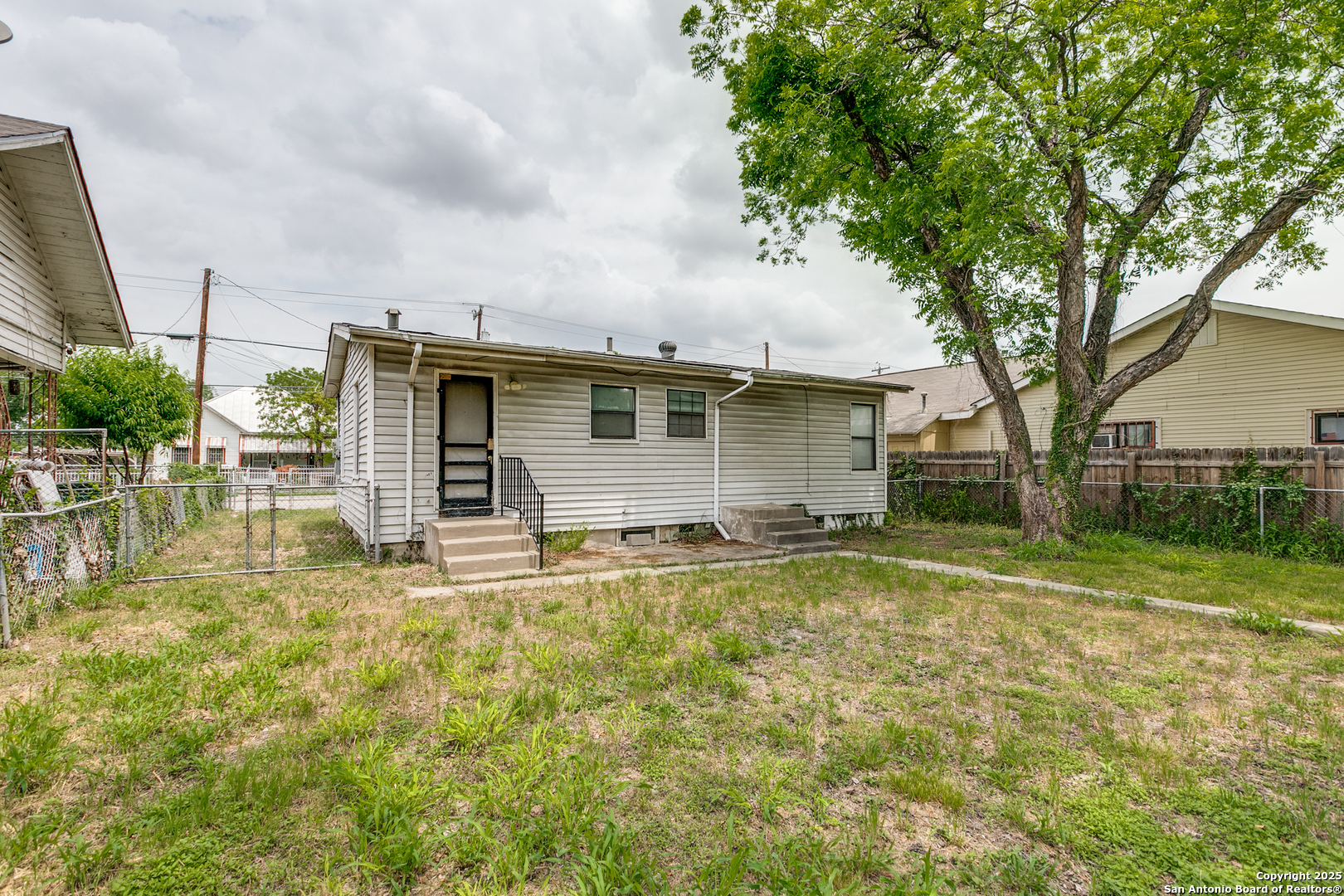 142 Helena Street San Antonio TX 78204