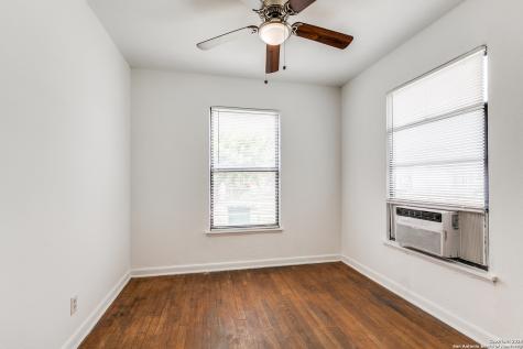 142 Helena Street San Antonio TX 78204