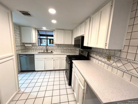 8423 Timber Bridge Street San Antonio TX 78250