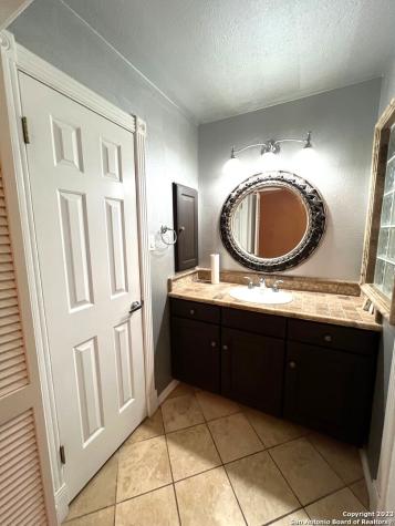 8423 Timber Bridge Street San Antonio TX 78250