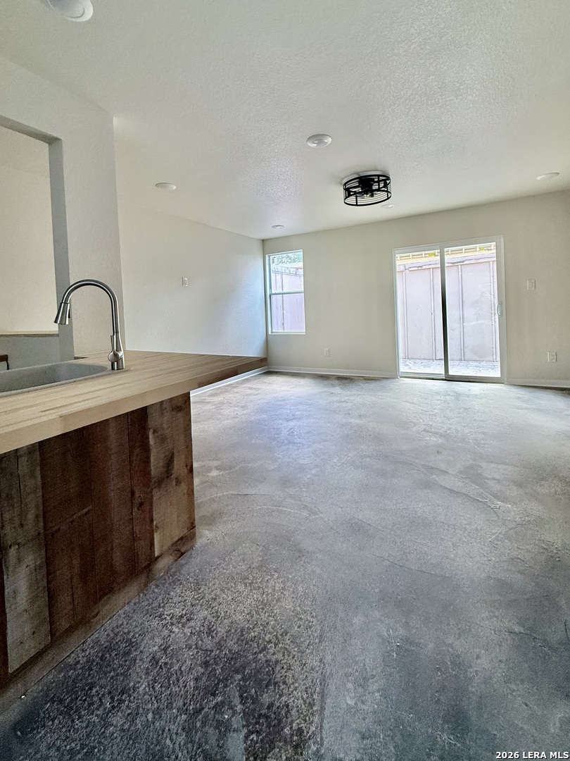 935 Eventide San Antonio TX 78209
