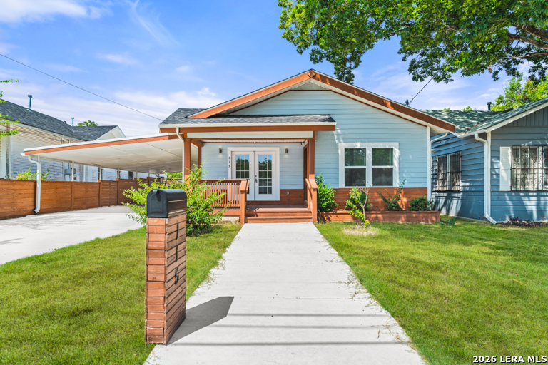 115 Saint Charles San Antonio TX 78202