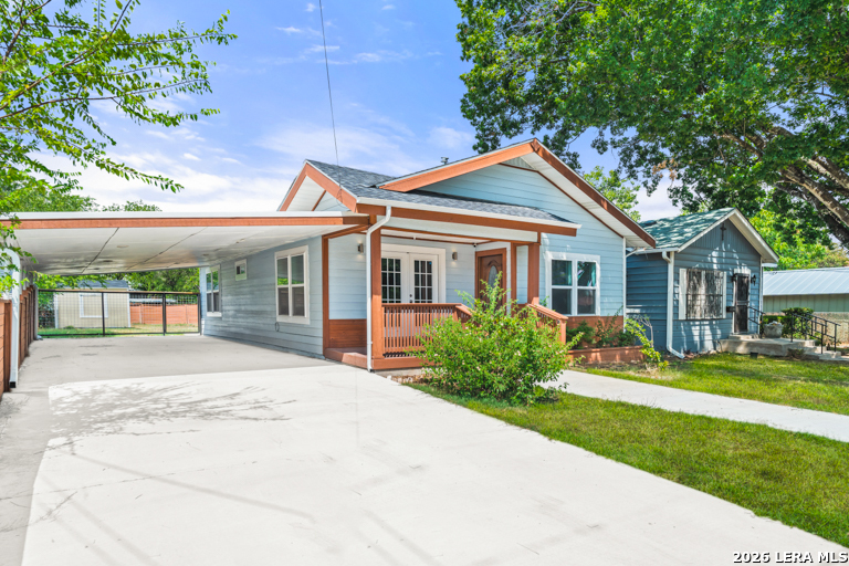 115 Saint Charles San Antonio TX 78202