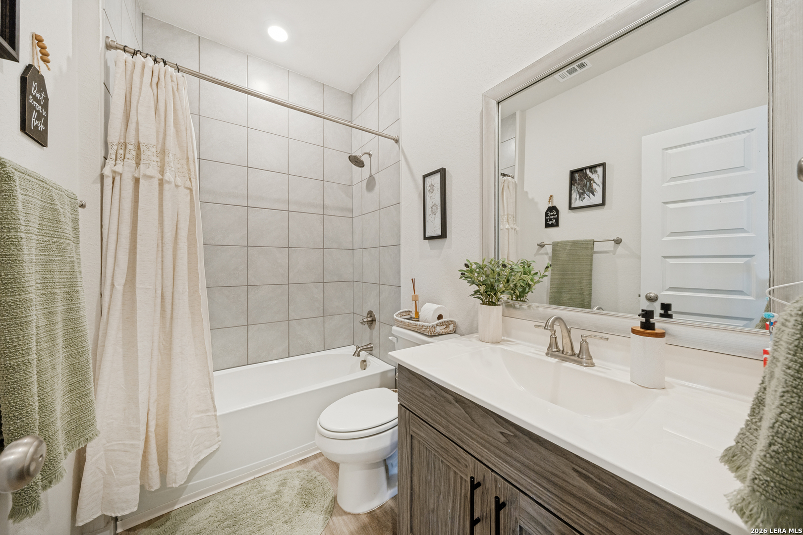 1617 Craftsman New Braunfels TX 78132