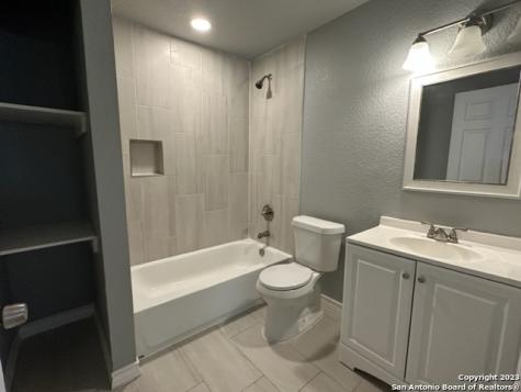 546 W Petaluma Boulevard San Antonio TX 78221