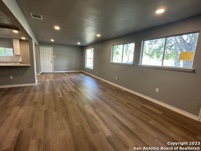 546 W Petaluma Boulevard San Antonio TX 78221