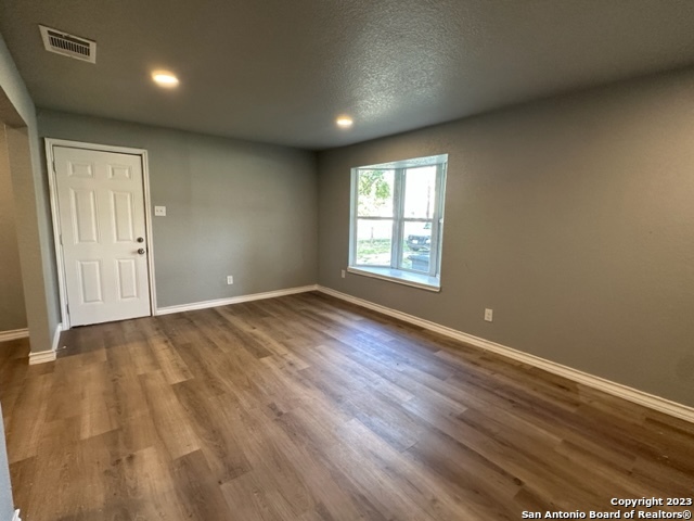 546 W Petaluma Boulevard San Antonio TX 78221