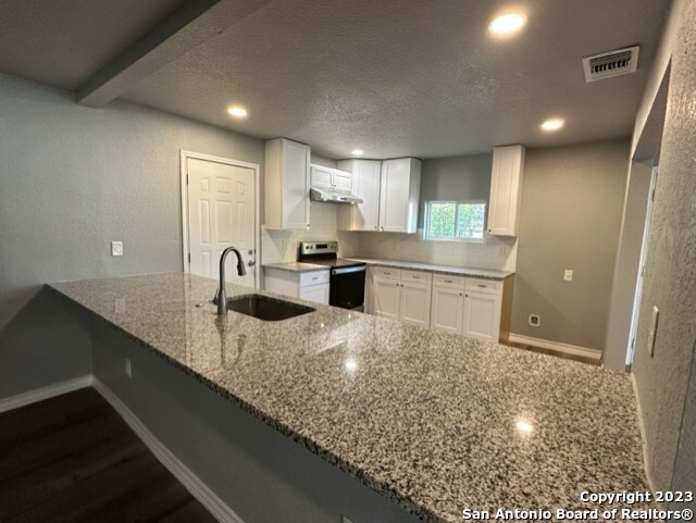 546 W Petaluma Boulevard San Antonio TX 78221