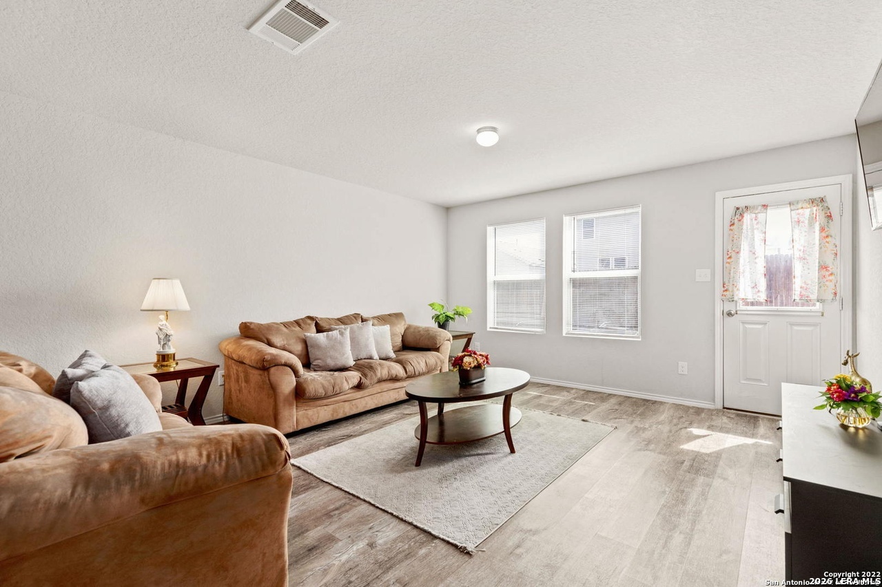 130 Expedition Way San Antonio TX 78220