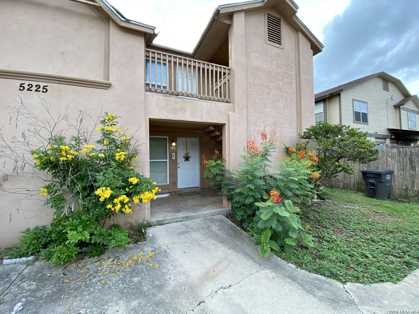 5225 Meadow Field San Antonio TX 78250
