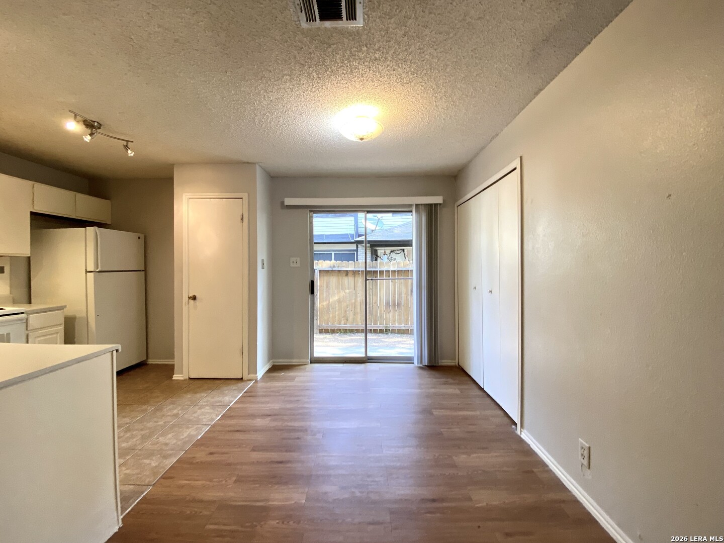 5225 Meadow Field San Antonio TX 78250