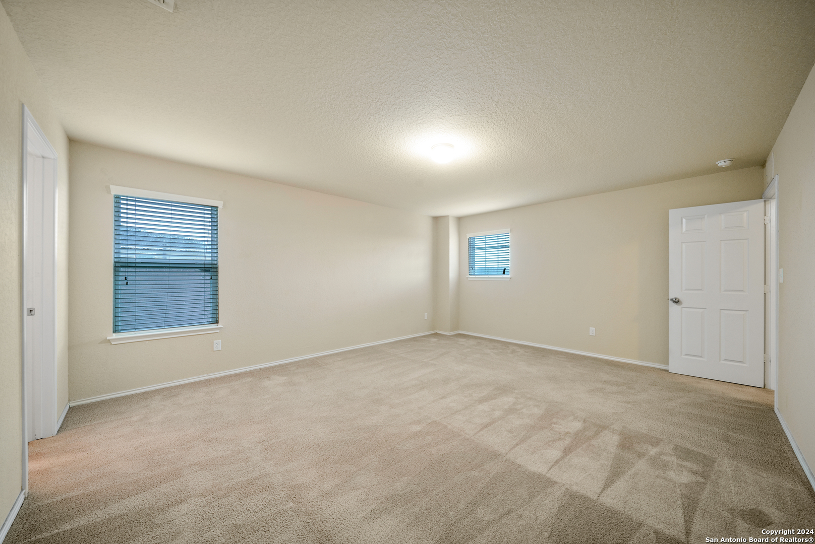 2415 Camberly View Converse TX 78109
