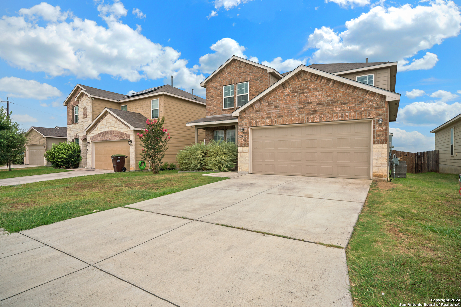 2415 Camberly View Converse TX 78109