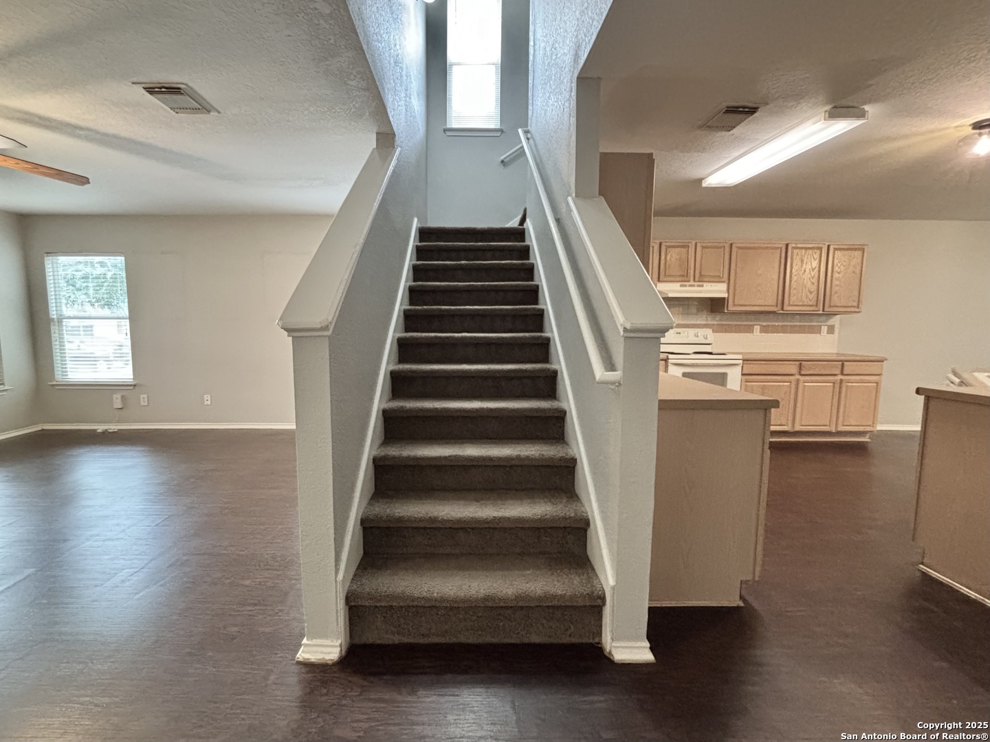 10 Bedford Bay San Antonio TX 78239