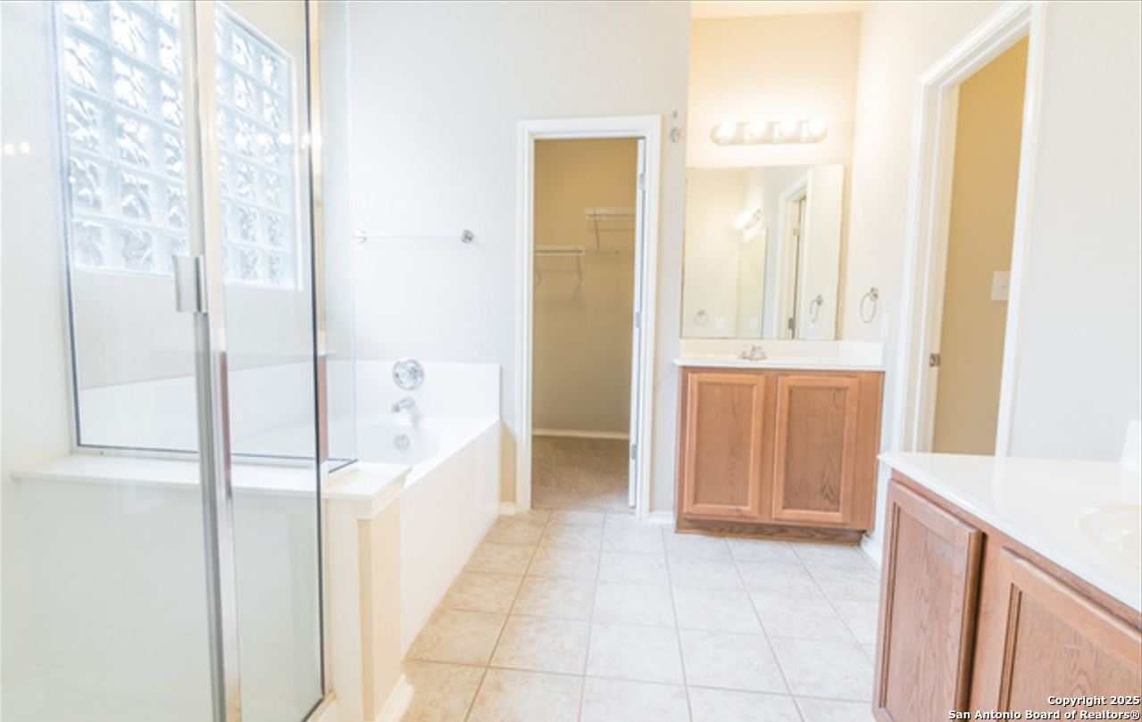 2518 Silverton Wind San Antonio TX 78261