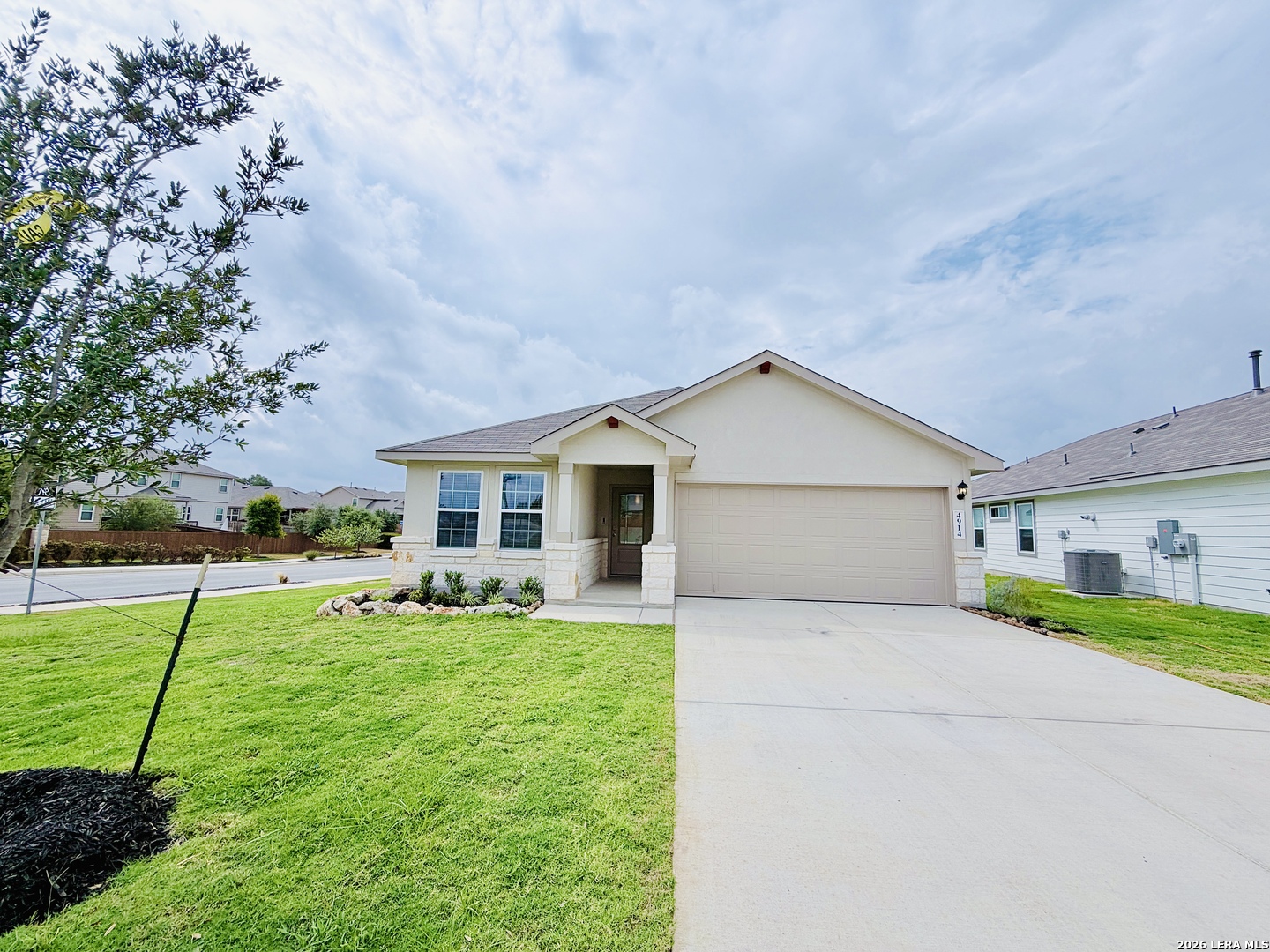 4914 Forward Swing San Antonio TX 78261