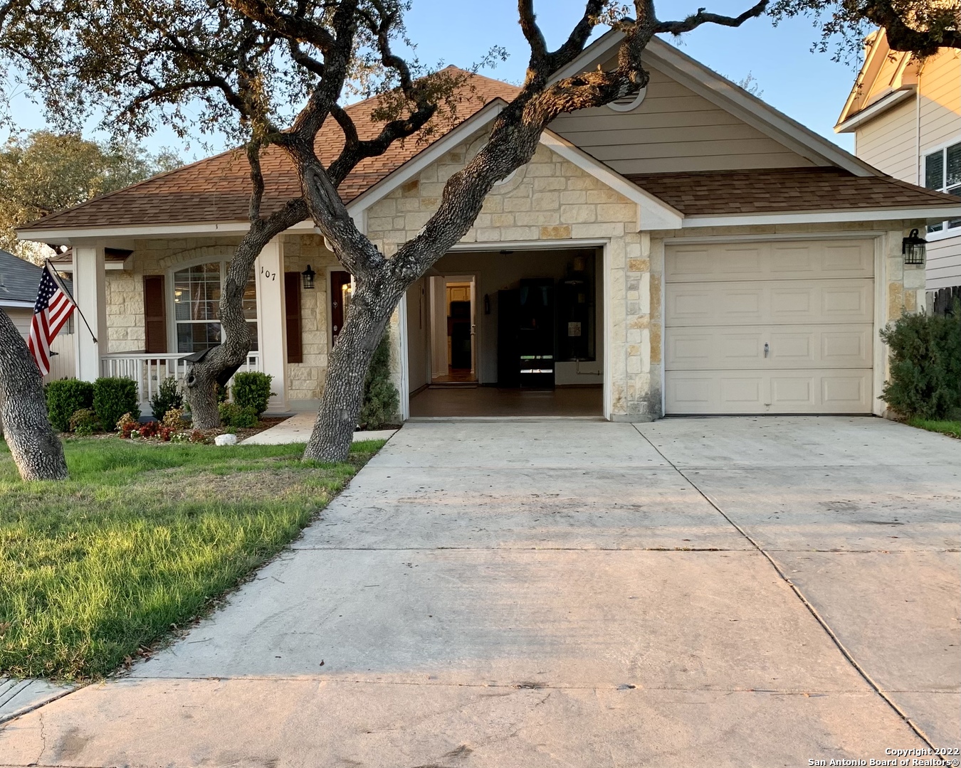 107 Eagle Vail San Antonio TX 78258