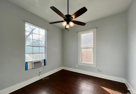506 W Drexel Avenue San Antonio TX 78210