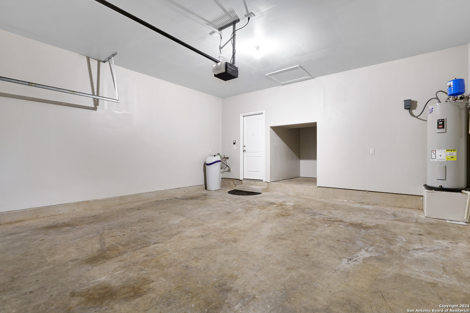 8511 Pecan Cross San Antonio TX 78240