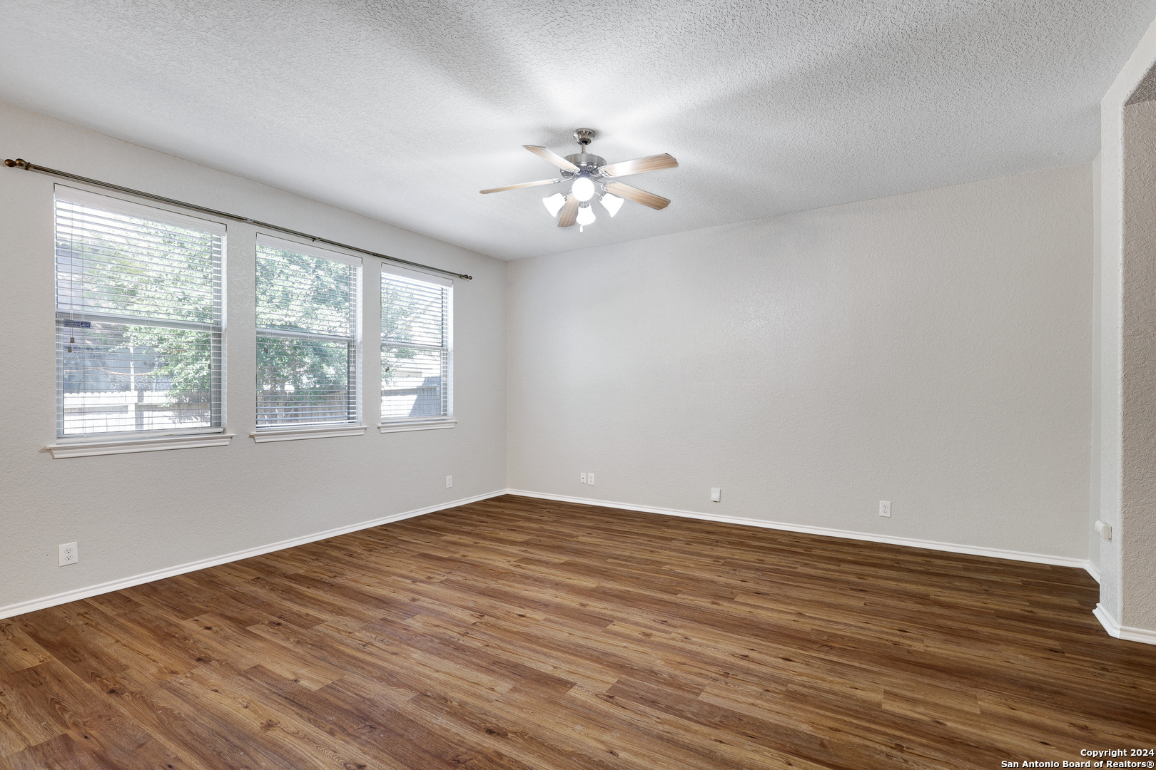 8511 Pecan Cross San Antonio TX 78240