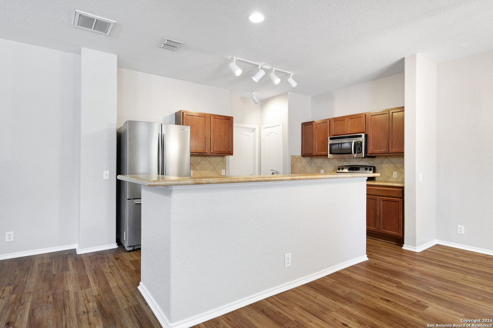 8511 Pecan Cross San Antonio TX 78240