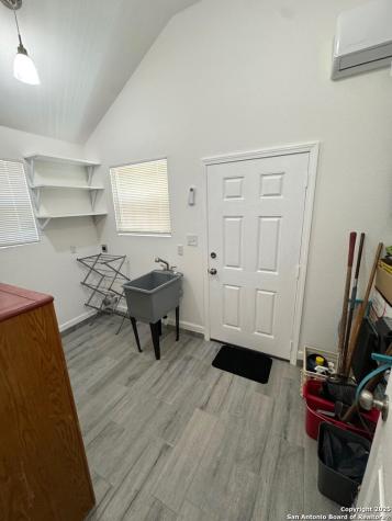 261 Blackfoot Bandera TX 78003