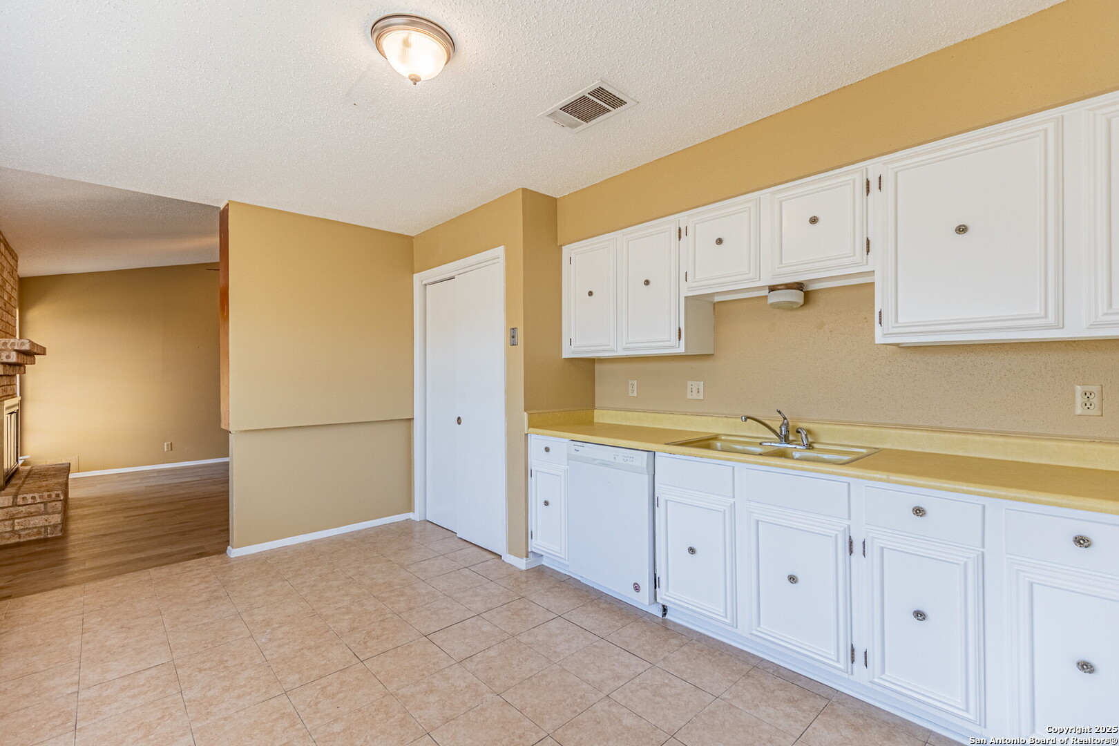4414 Valleybrook San Antonio TX 78238