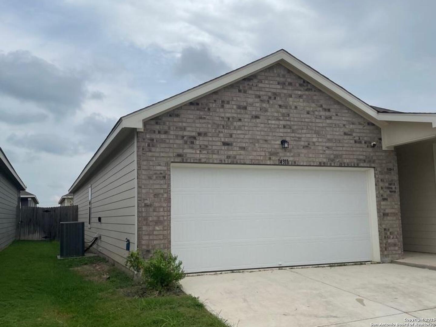 14311 Gila Crossing San Antonio TX 78253