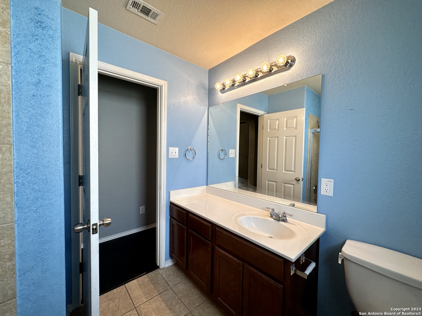 11515 Valley Garden San Antonio TX 78245