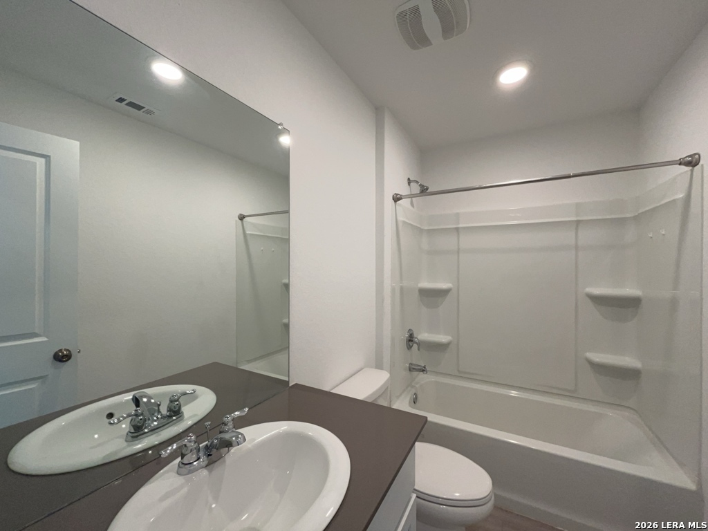 2421 Sweet Olive New Braunfels TX 78130