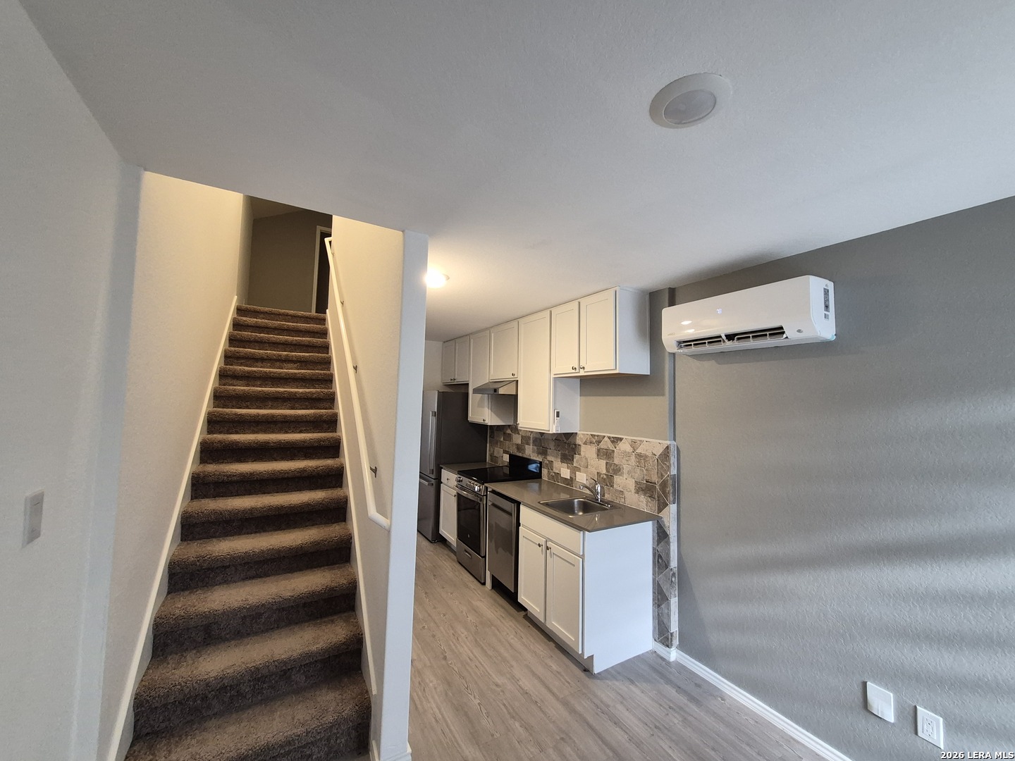 6930 Elm Cove San Antonio TX 78244