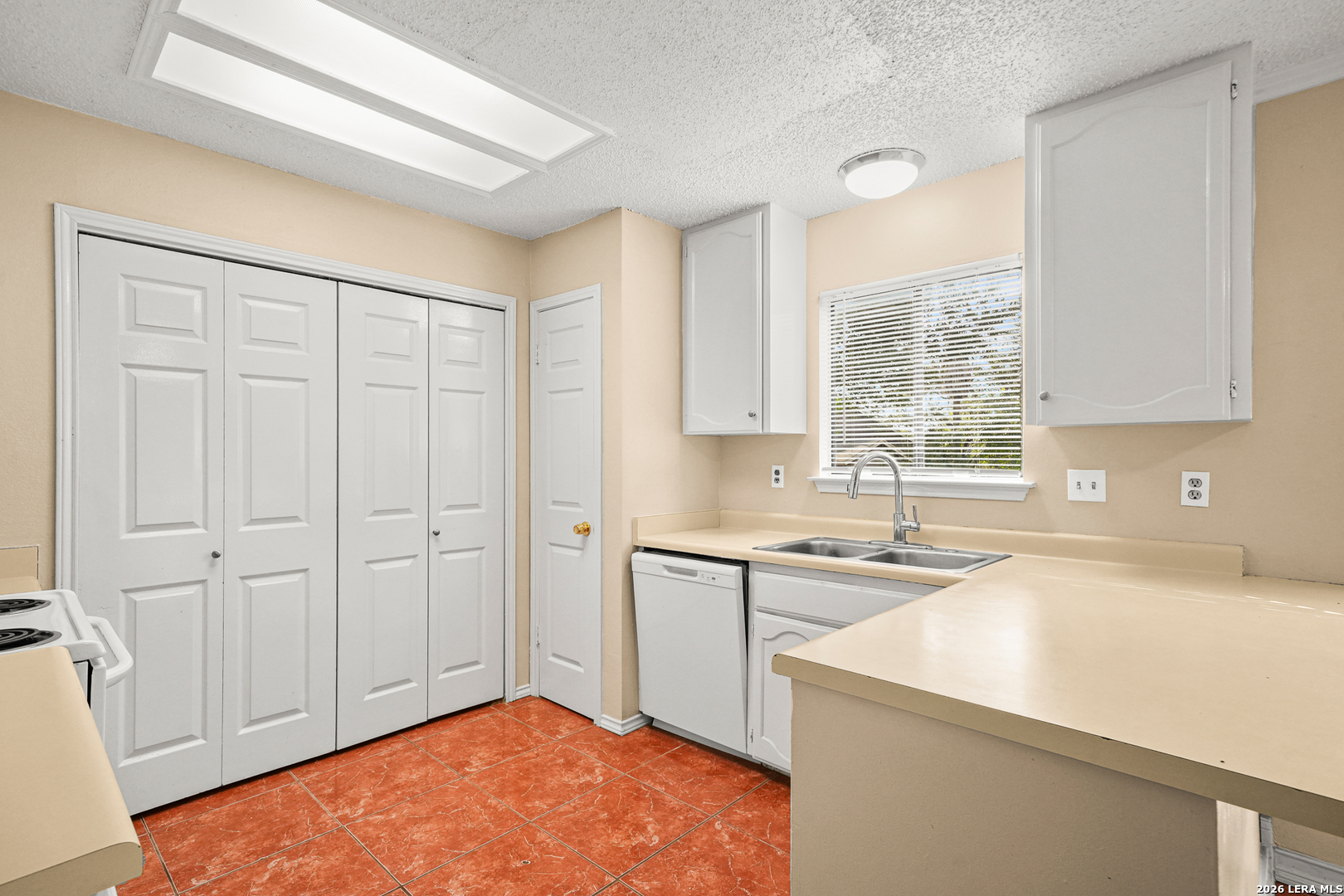 8726 Timber Range San Antonio TX 78250