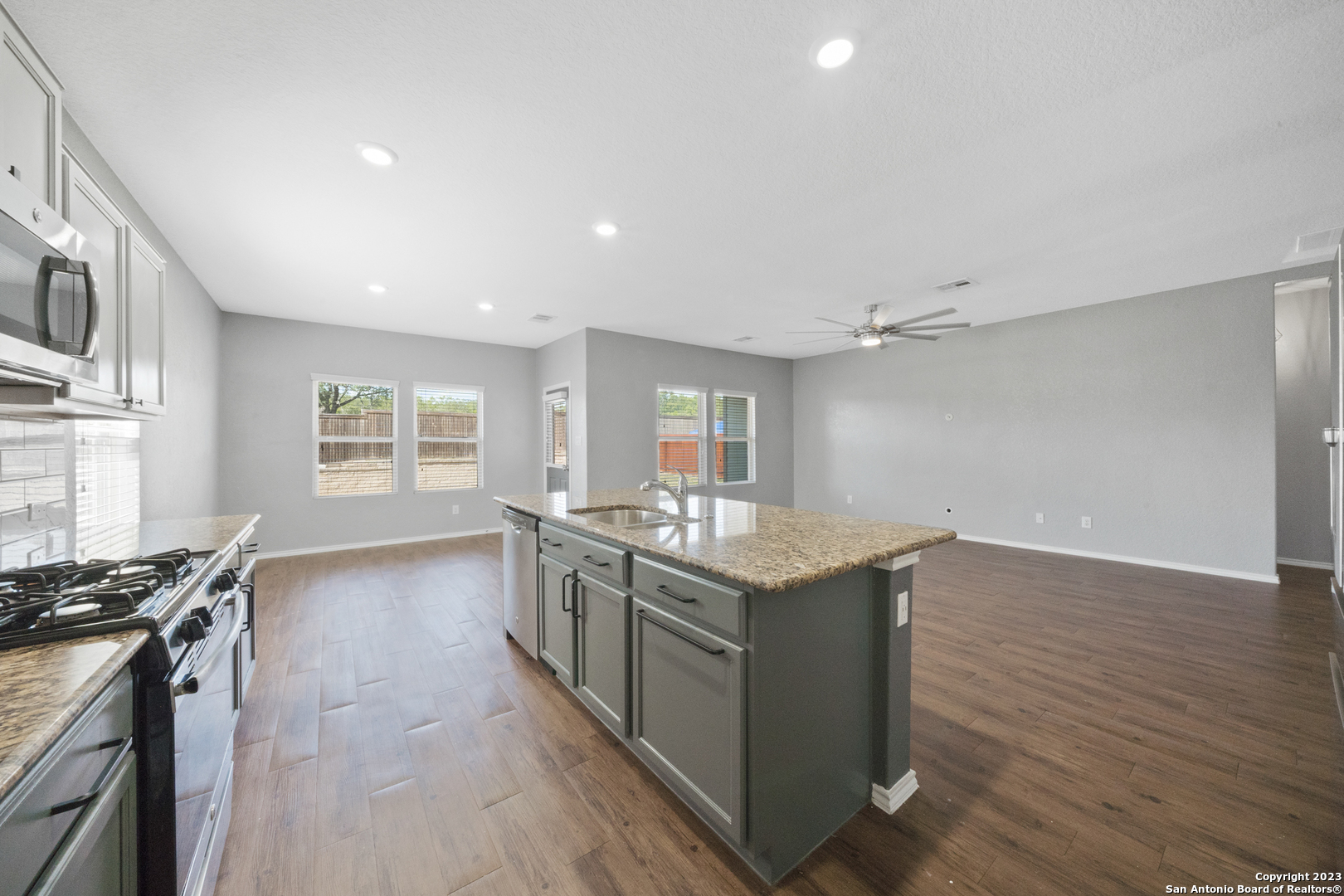 14527 Running Wolf San Antonio TX 78245