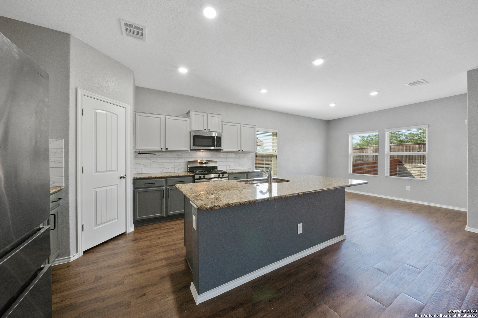 14527 Running Wolf San Antonio TX 78245