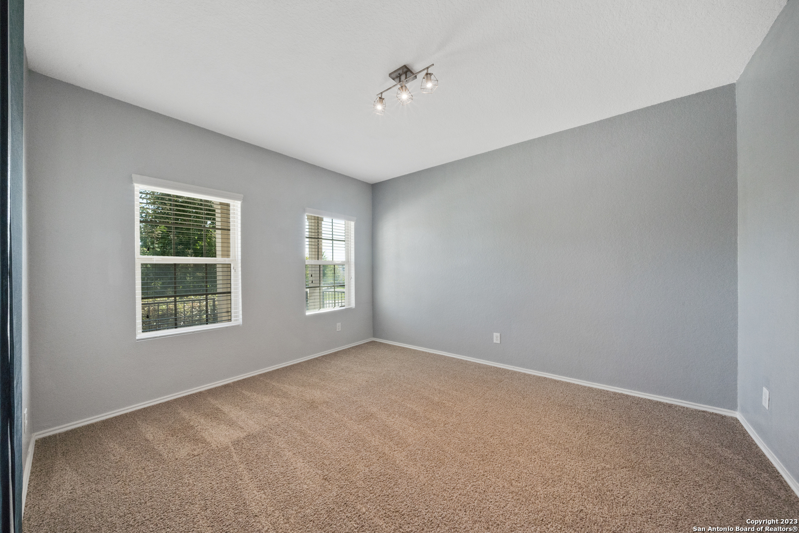 14527 Running Wolf San Antonio TX 78245
